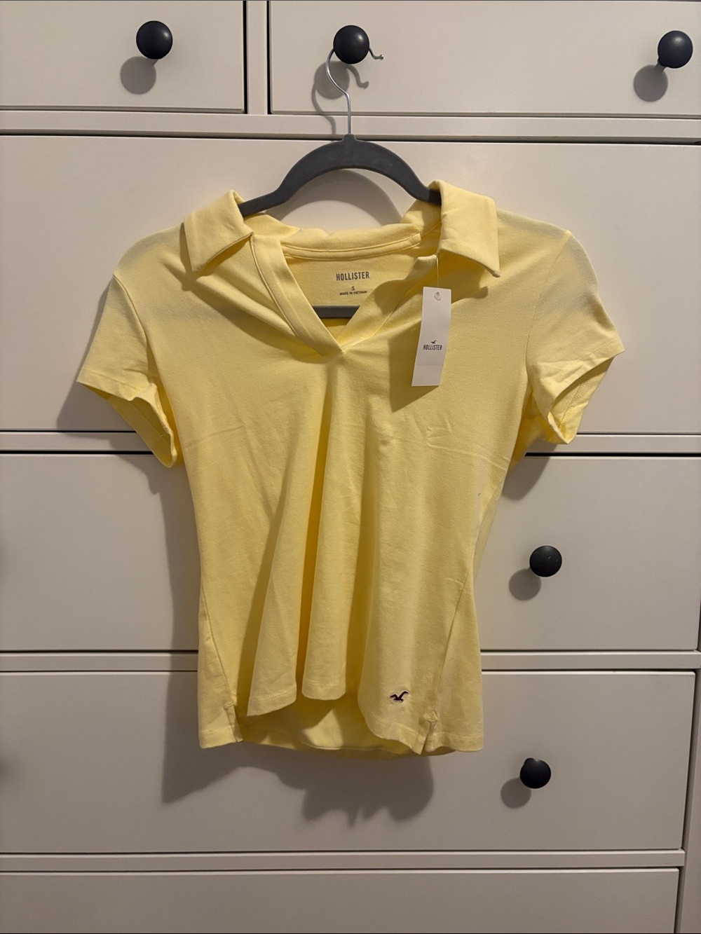 Hollister Women's Pale Yellow Short Sleeve Polo Top